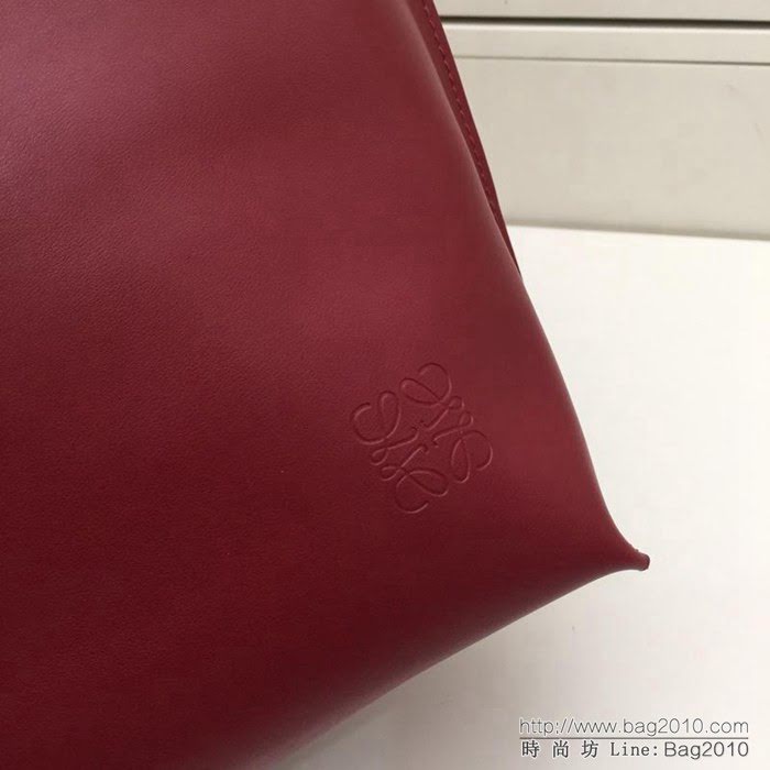 LOEWE羅意威 2017最新時尚爆款 扭曲購物袋 手提肩背包 簡單實用 款式獨特 內置小零錢包 L9088  jdl1017